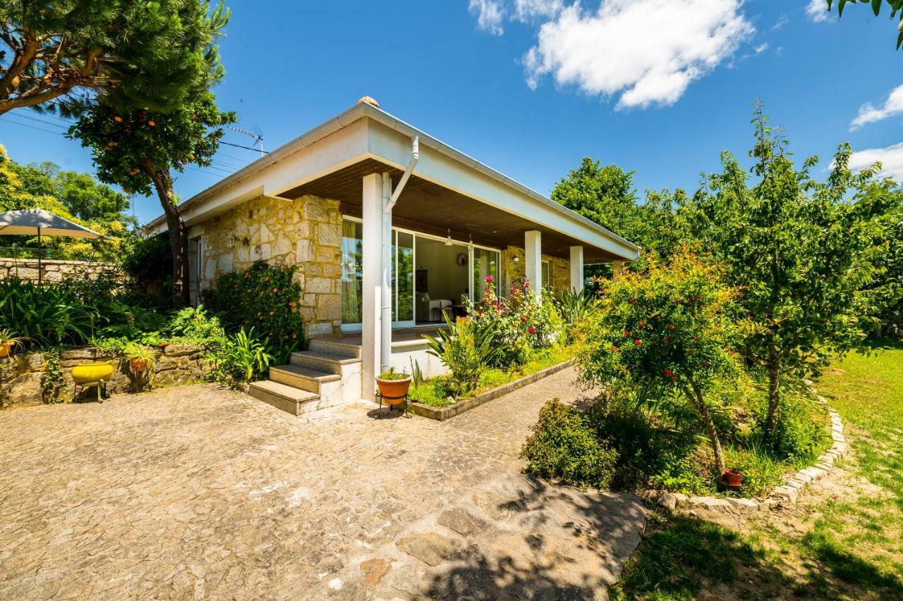 - Olive House * Areias de Vilar